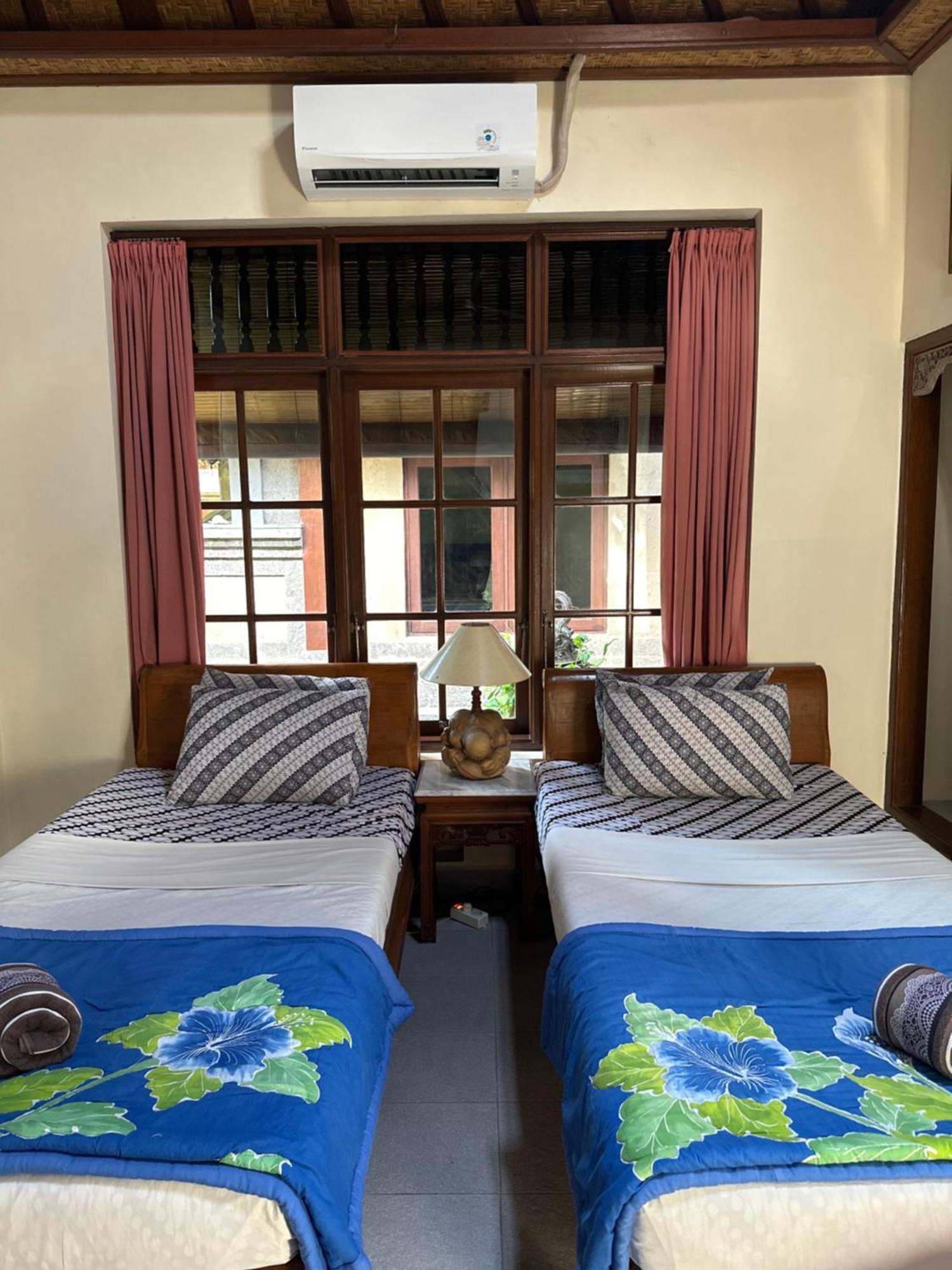 Nirvana Pension Ubud Exterior foto