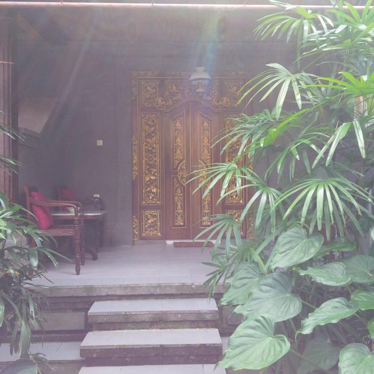 Nirvana Pension Ubud Exterior foto