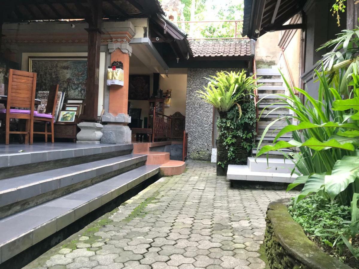 Nirvana Pension Ubud Exterior foto
